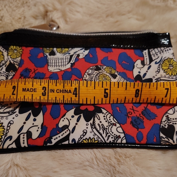 Juicy Couture Floral Multicolor Wristlet - Picture 2 of 3